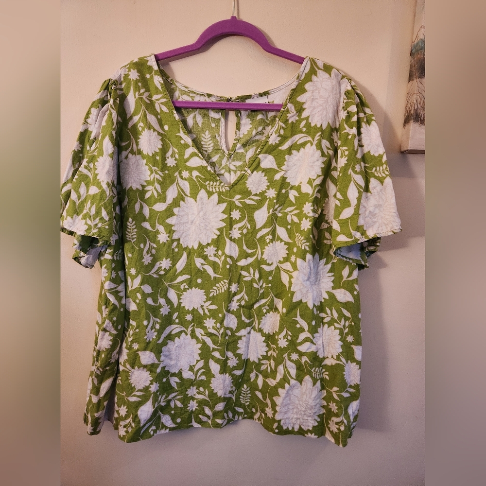 Ava & Viv Floral Top Green And Cream PTP 27"